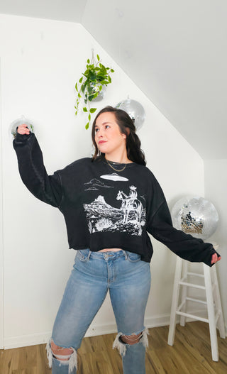 Area 51 [Cropped Long sleeve]